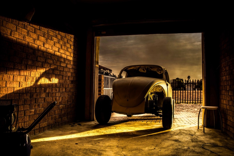 carrosserie-LA CADIERE D AZUR-min_car_garage_volkswagen_sunset_vw_beetle-81658